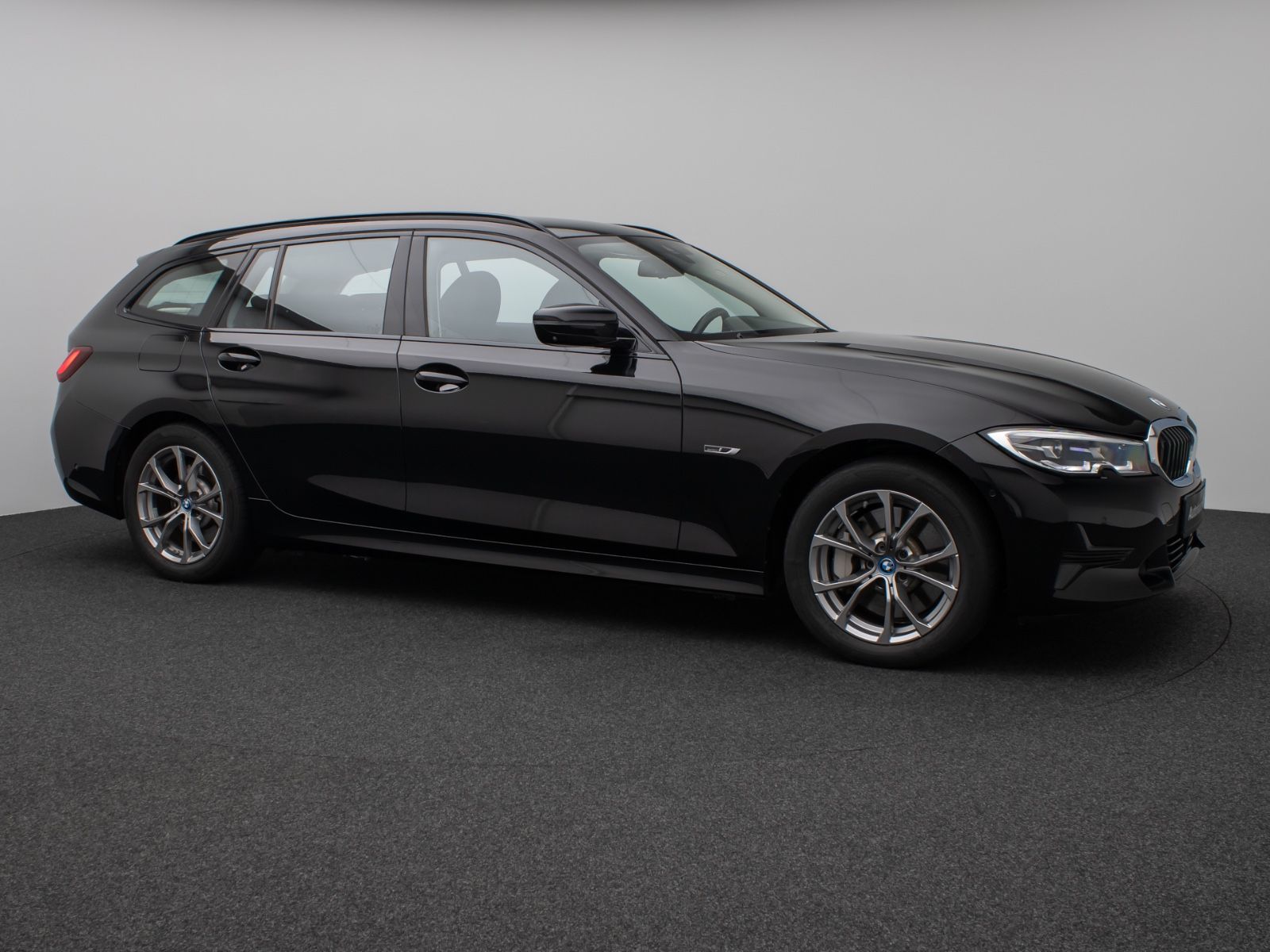 BMW 330e xD Sport Line 360°DAB Stop&Go LED Alarm AHK