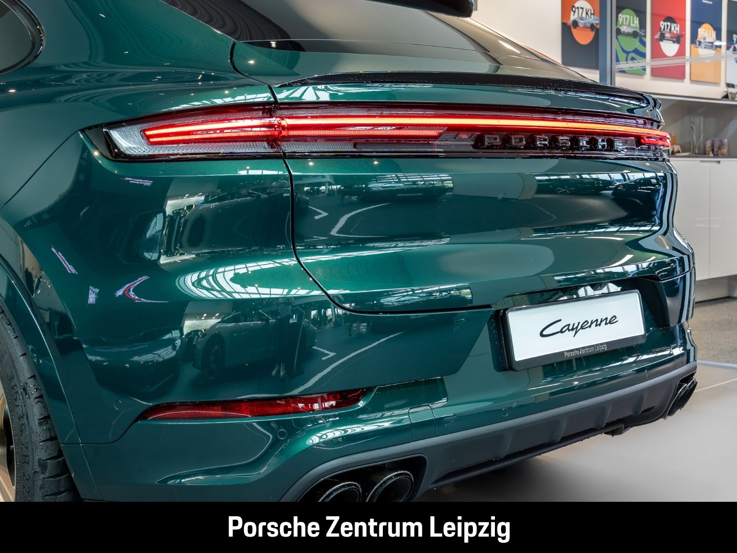 Porsche Cayenne Coupe FnW Racinggrün Luft 22Zoll SportDe