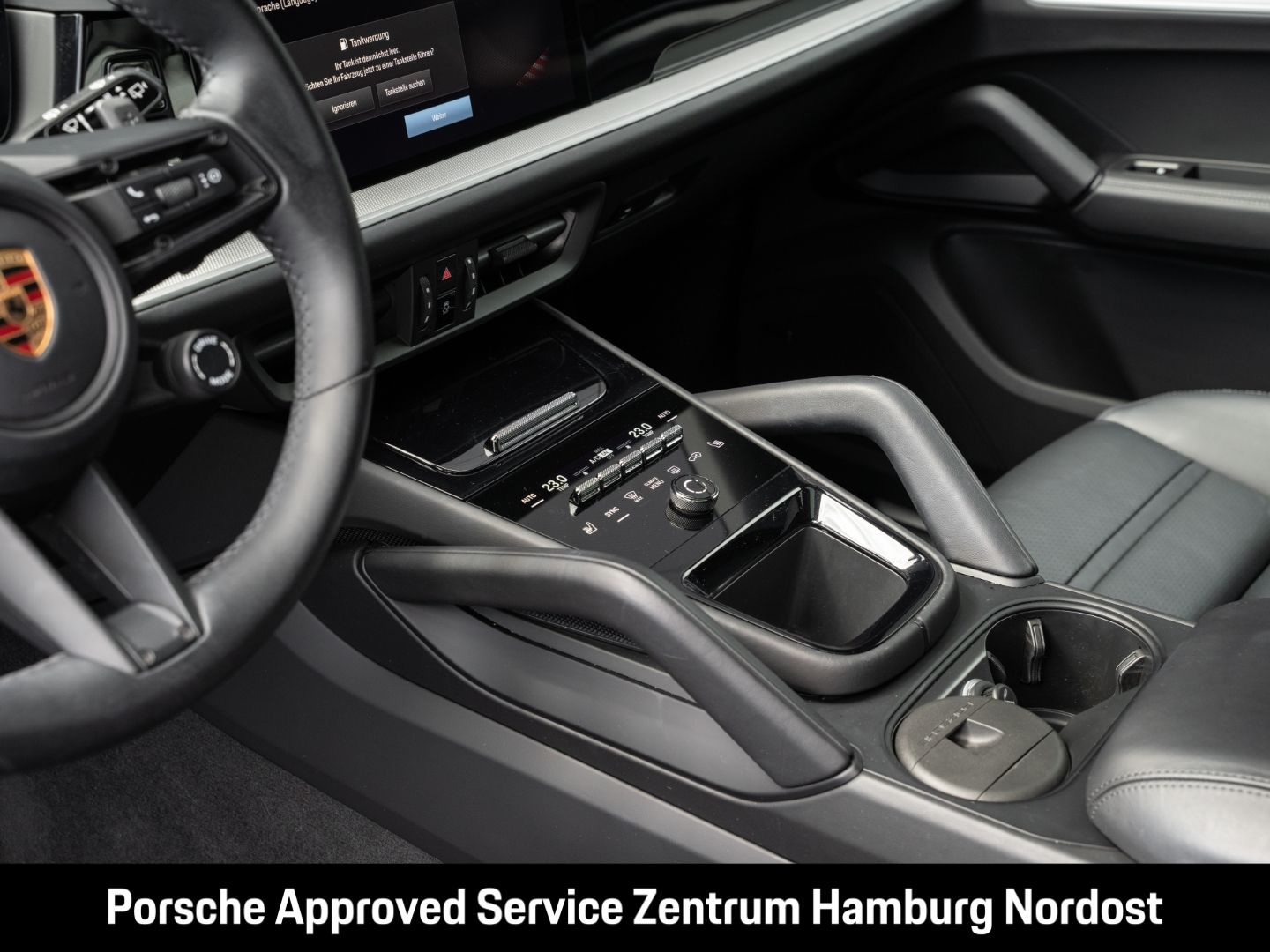 Porsche Cayenne Pano PASM Sportabgas. BOSE HD-Matrix-LED