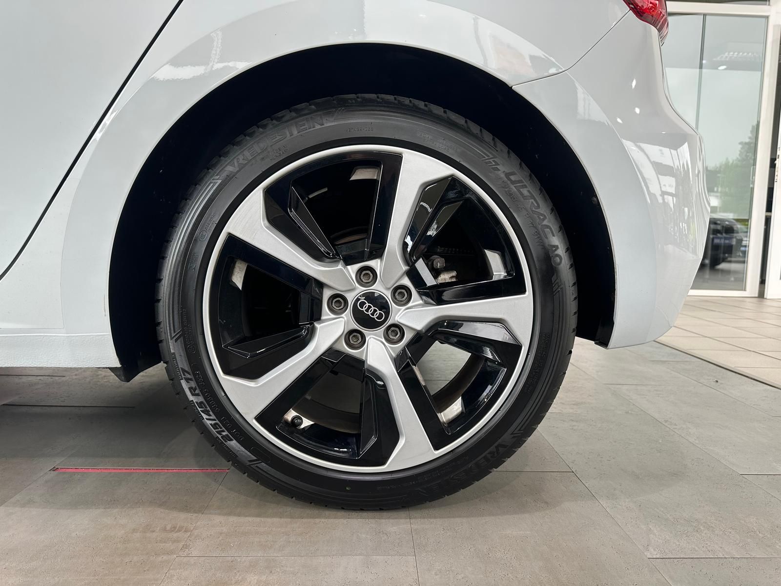 Audi A1 35 TFSI advanced - Samsaru's Car Outlet