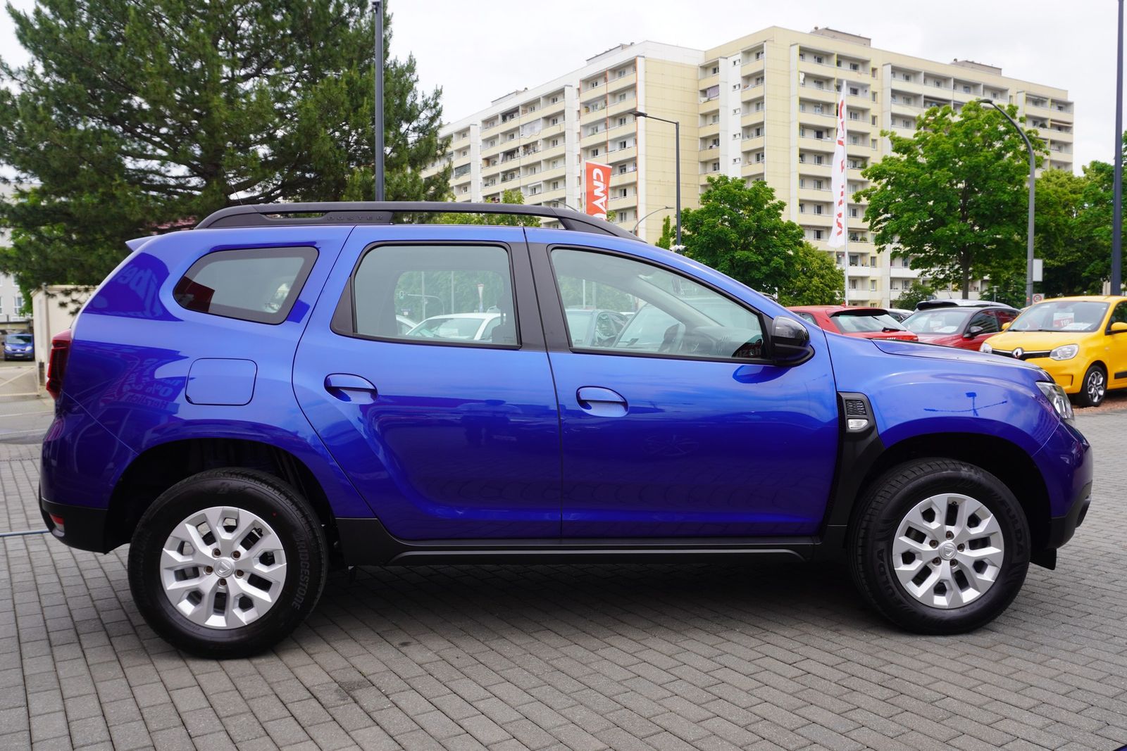 Dacia Duster II 1.0 TCe 90 Comfort - Samsaru's Car Outlet