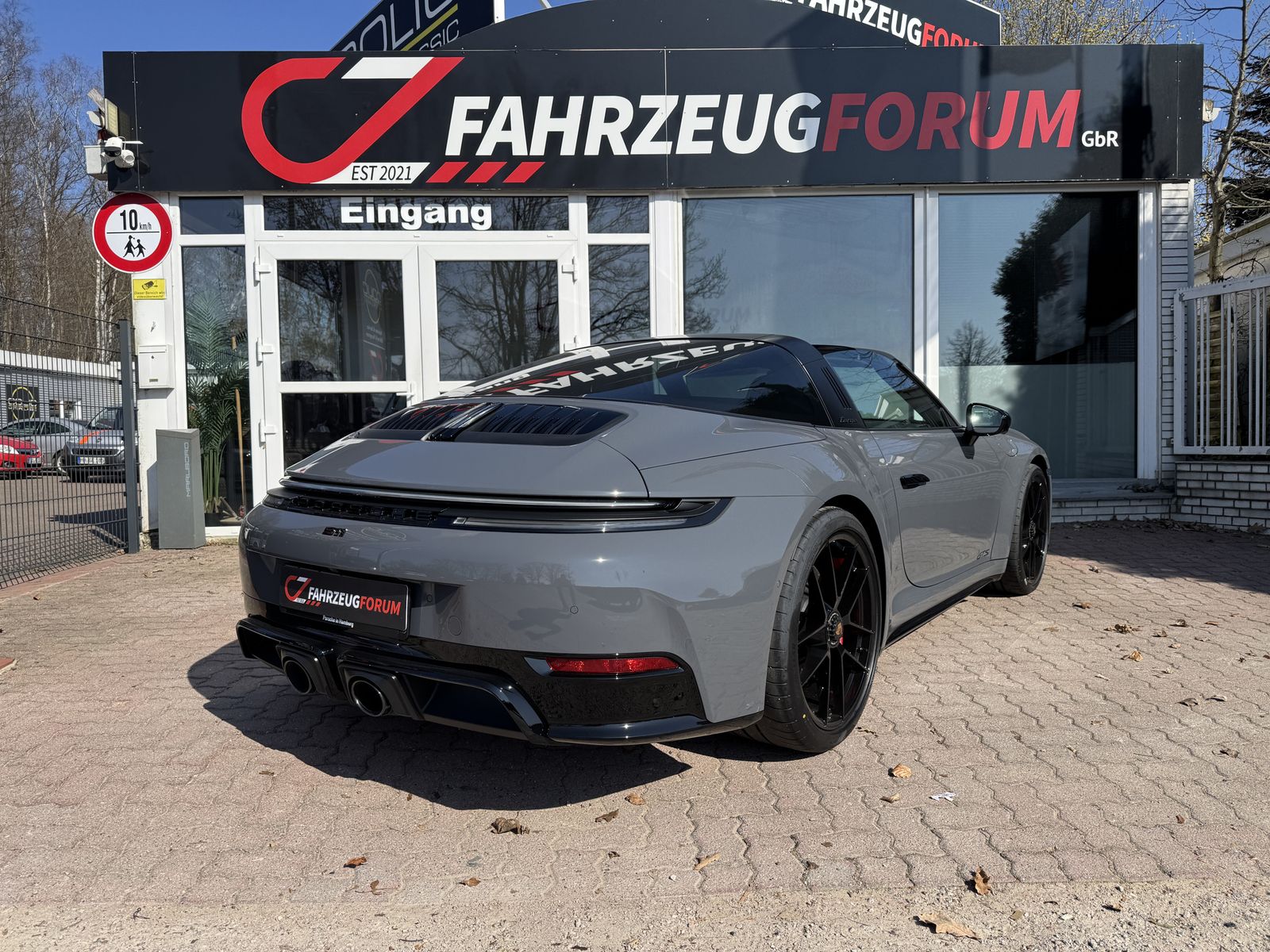 Porsche 992 .2 Targa 4 GTS T-Hybrid