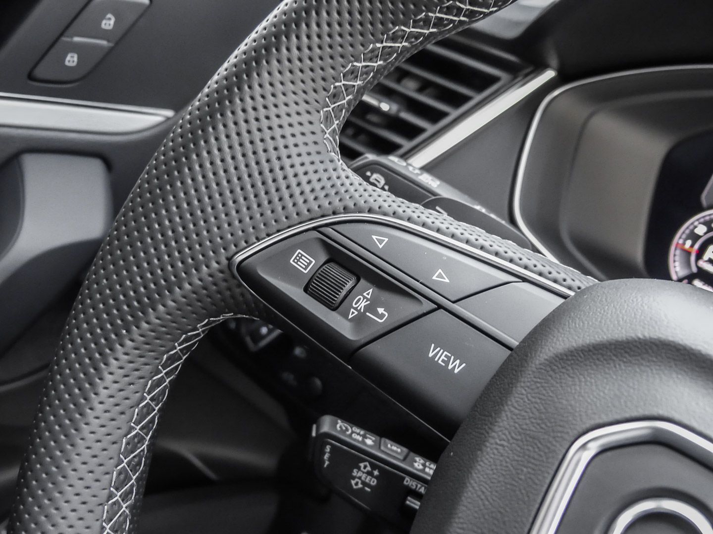 Audi Q5 Sportback S line 40 TFSI quattro S tronic - Samsaru's Car Outlet