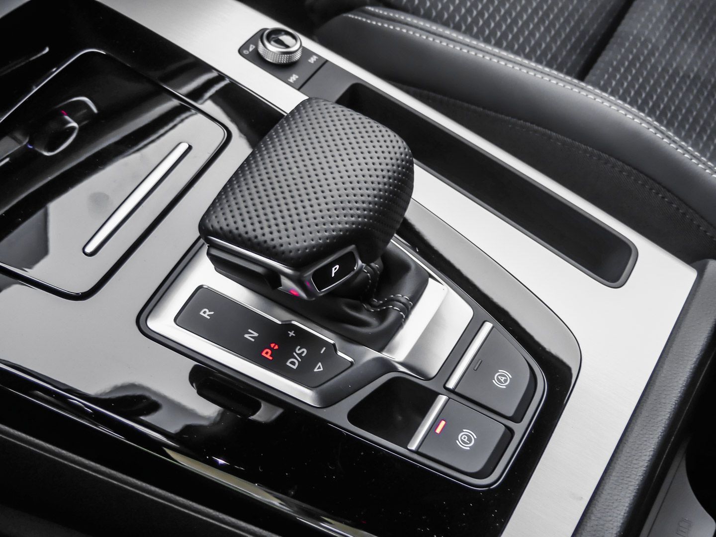 Audi Q5 Sportback S line 40 TFSI quattro S tronic - Samsaru's Car Outlet