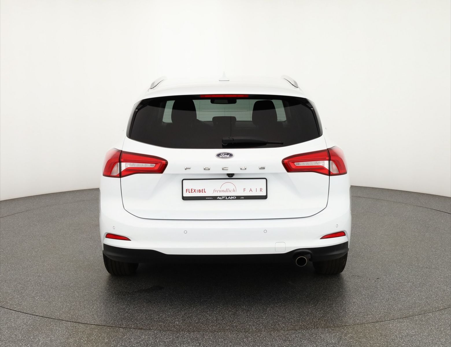 Ford Focus Turnier 2.0 EcoBlue Aut. - Samsaru's Car Outlet