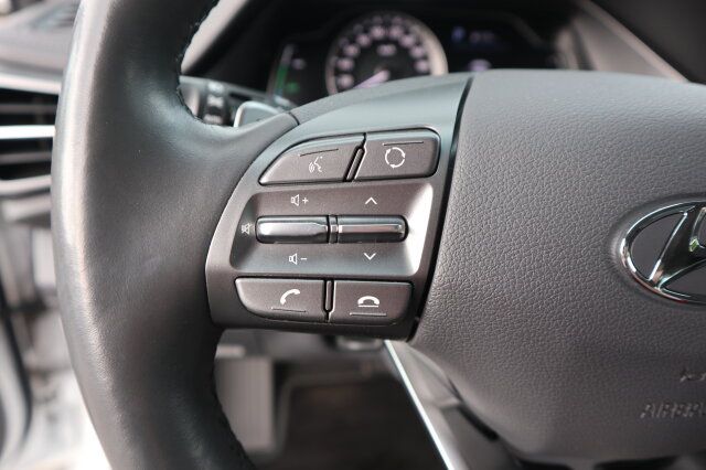 Hyundai IONIQ 1,6 GDI Trend-Paket Hybrid - Samsaru's Car Outlet