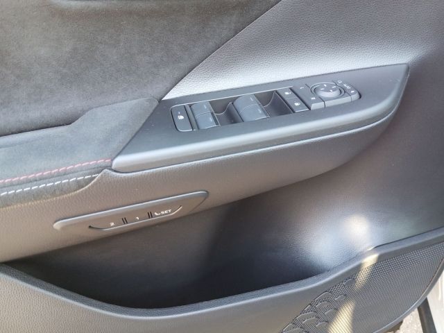 Toyota C-HR 2.0 Plug-in-Hybrid GR SPORT *JBL*TECHNIK