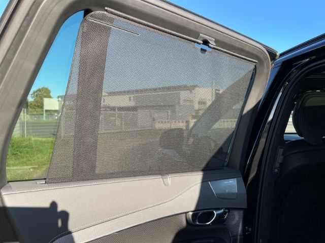 Volvo XC90 T8 Ultimate Dark Recharge AWD,360°Kamera,7-