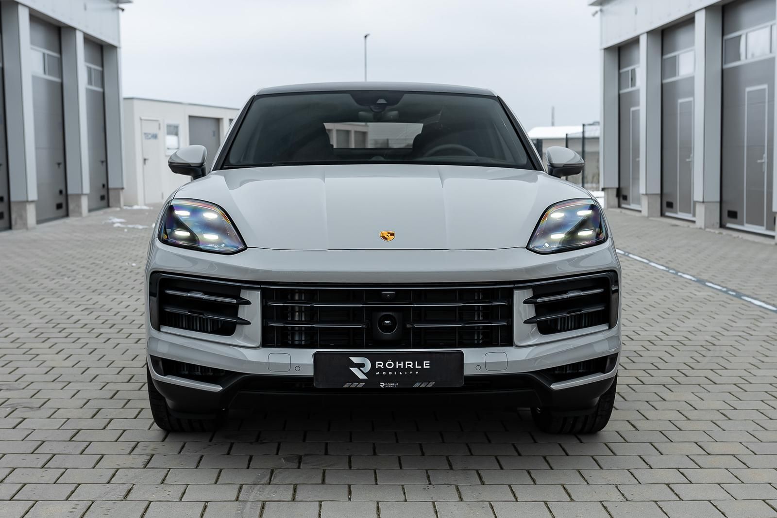 Porsche Cayenne Coupe | MY25 | 18-Way | 22-Inch