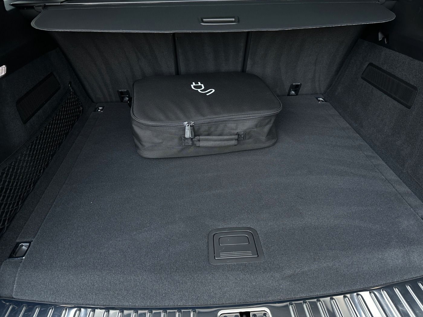 Porsche Cayenne E-Hybrid PANO Luftfederung BOSE 360°