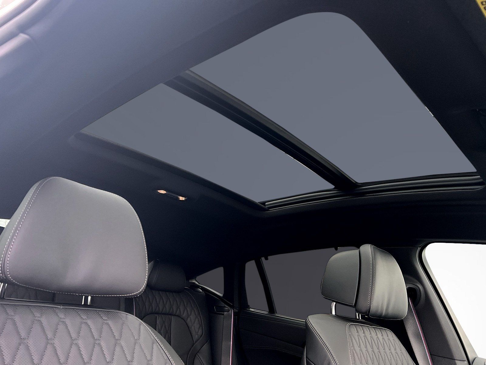 BMW X6 xDrive30d M Sport Pro - Samsaru's Car Outlet