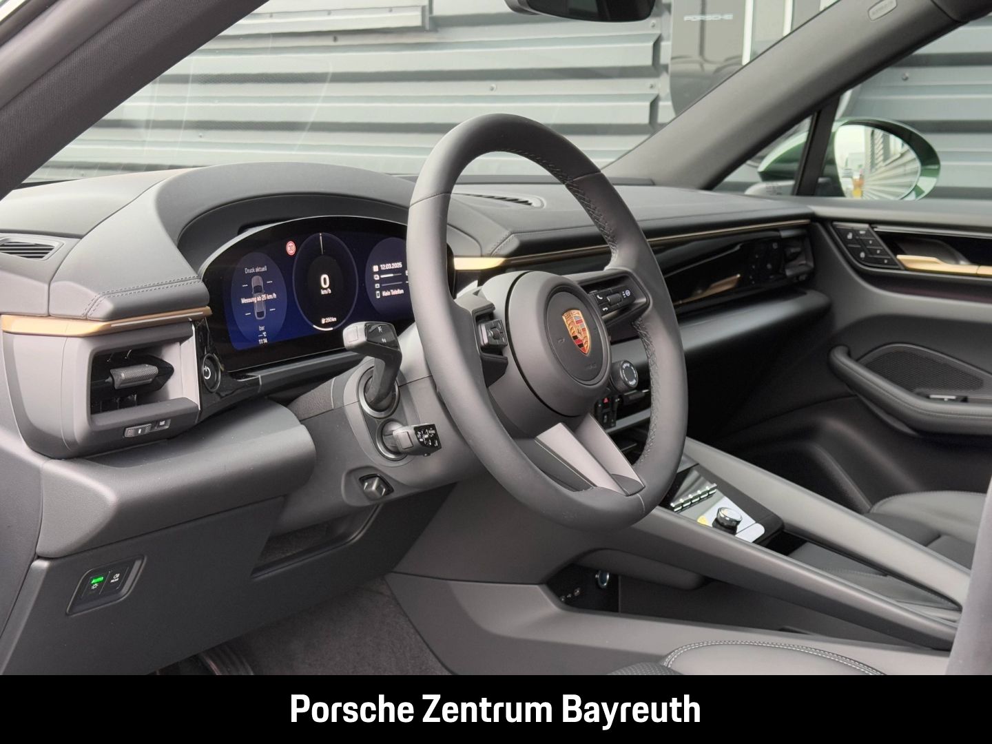 Porsche Macan 4S *AHV*MATRIX*INNO*LUFTFEDER.*HEADUP*BOSE