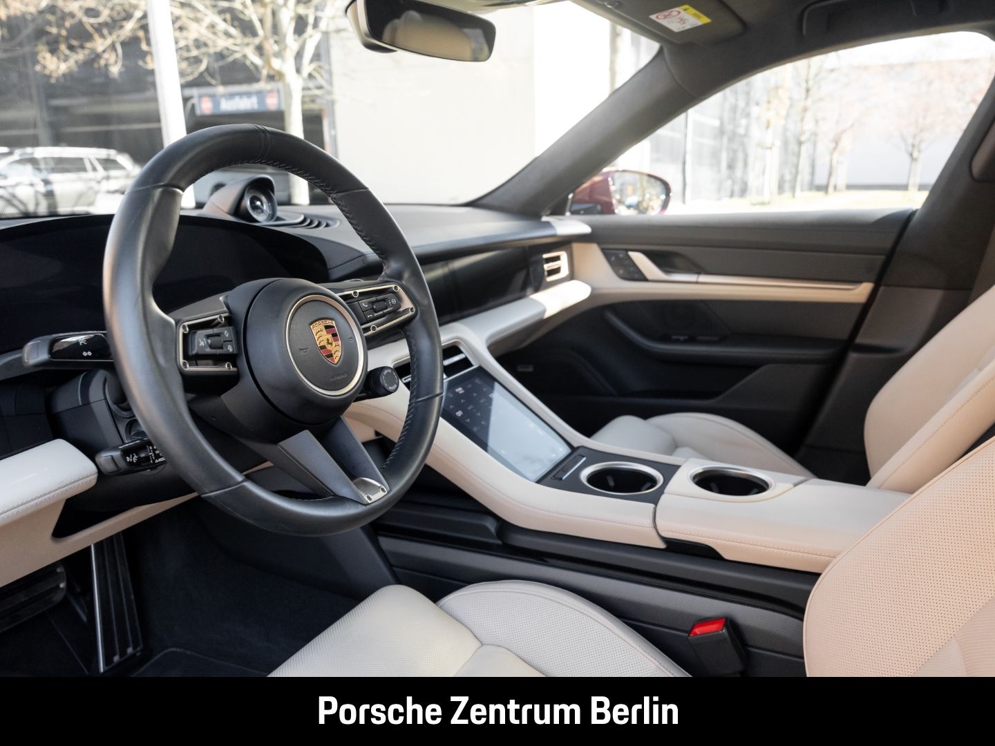 Porsche Taycan Turbo S Cross Turismo BOSE Surround-View