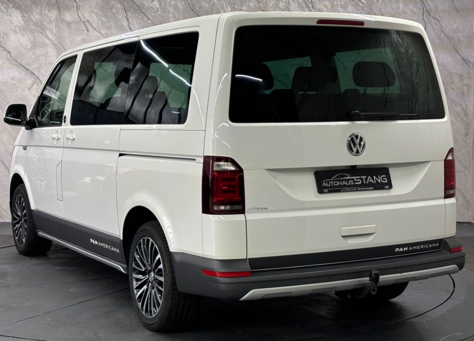 Volkswagen T6 Multivan PanAmericana - Samsaru's Car Outlet