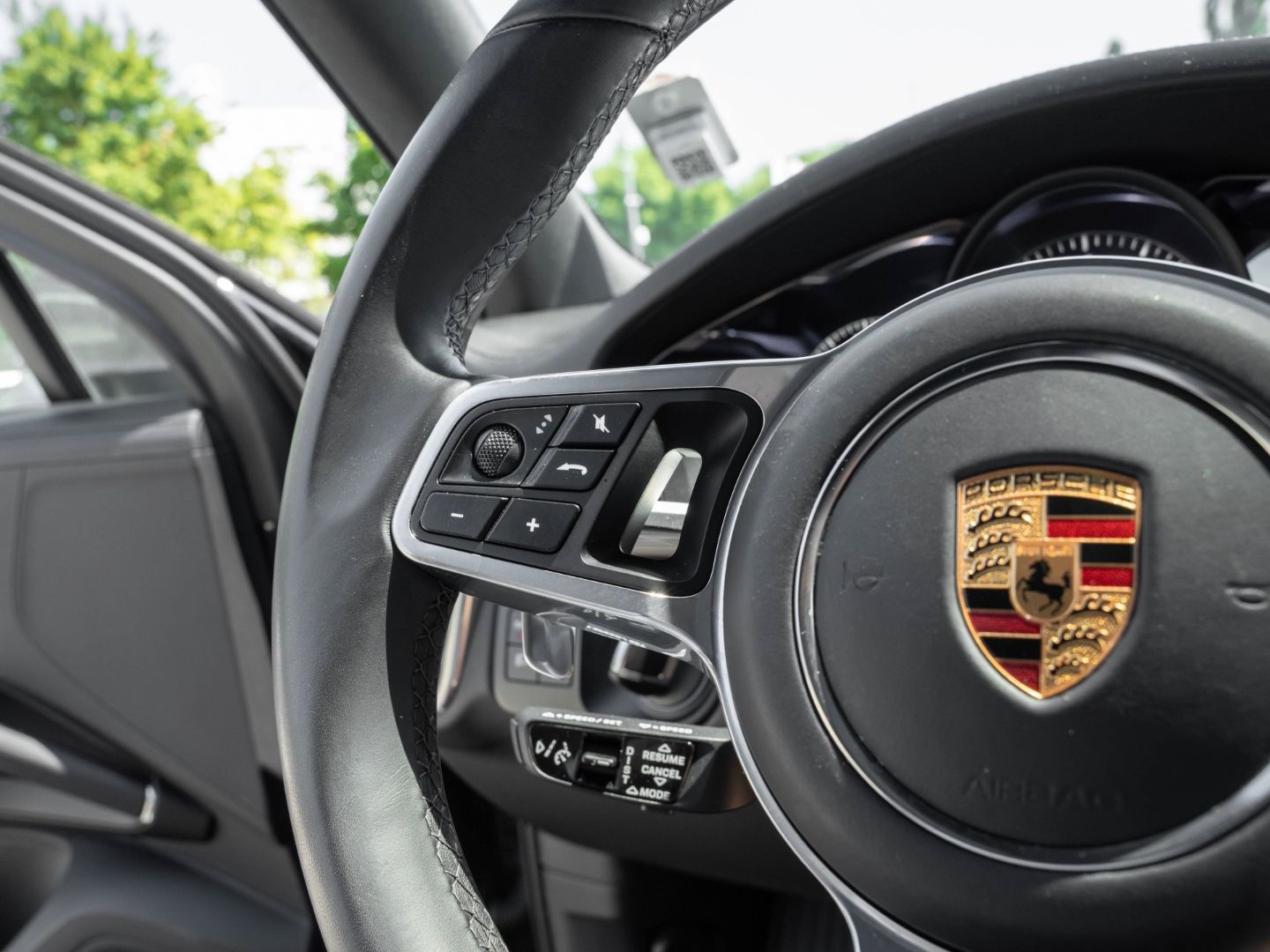 Porsche Cayenne S Platinum Edition 14 Wege Sitze Pano
