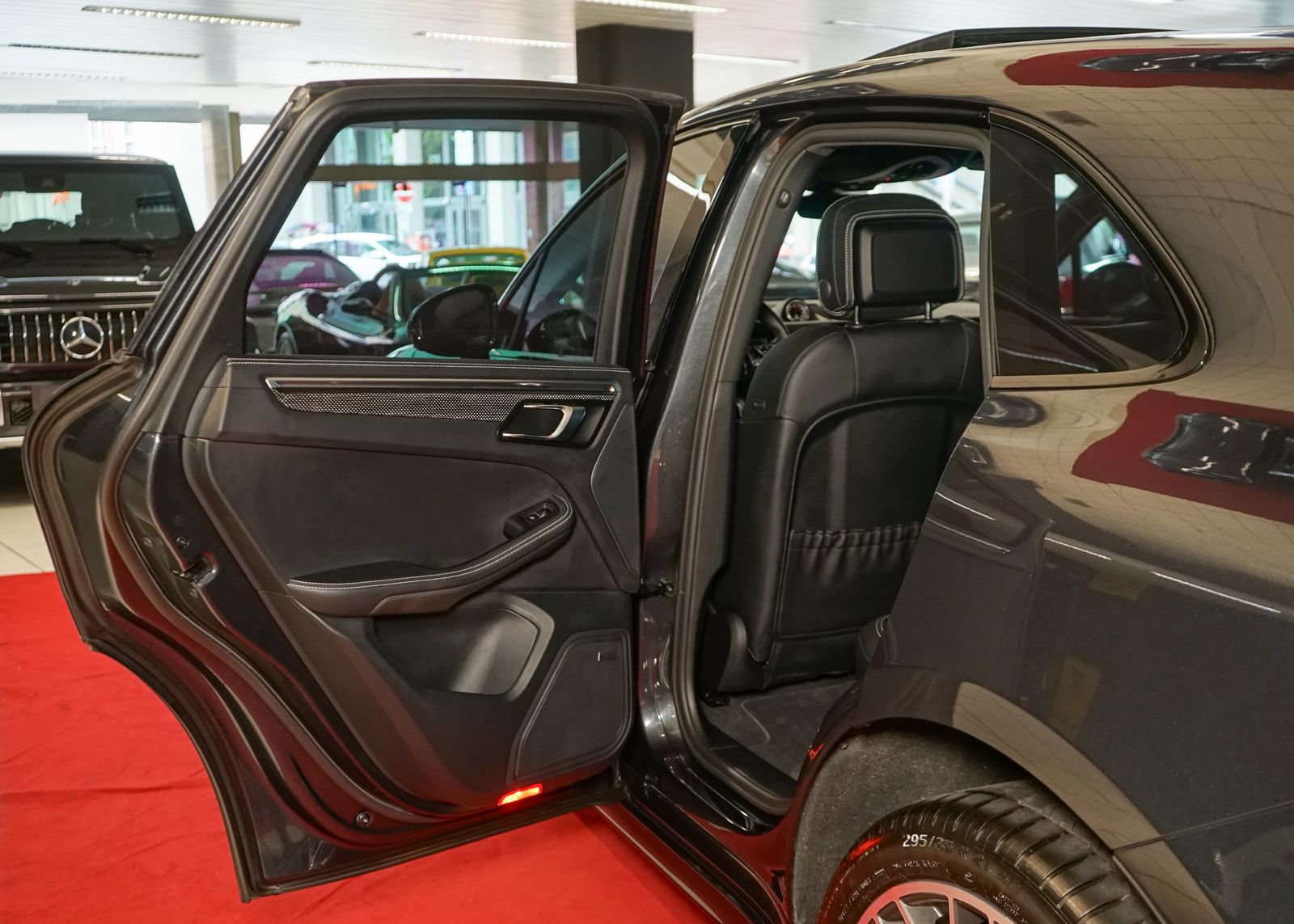 Porsche Macan GTS - Samsaru's Car Outlet