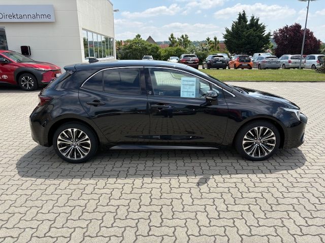 Toyota Corolla 1.8 Hybrid - Samsaru's Car Outlet