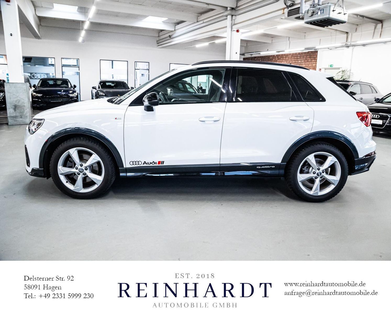 Audi Q3 45 TFSI Q S LINE/BLACK - Samsaru's Car Outlet