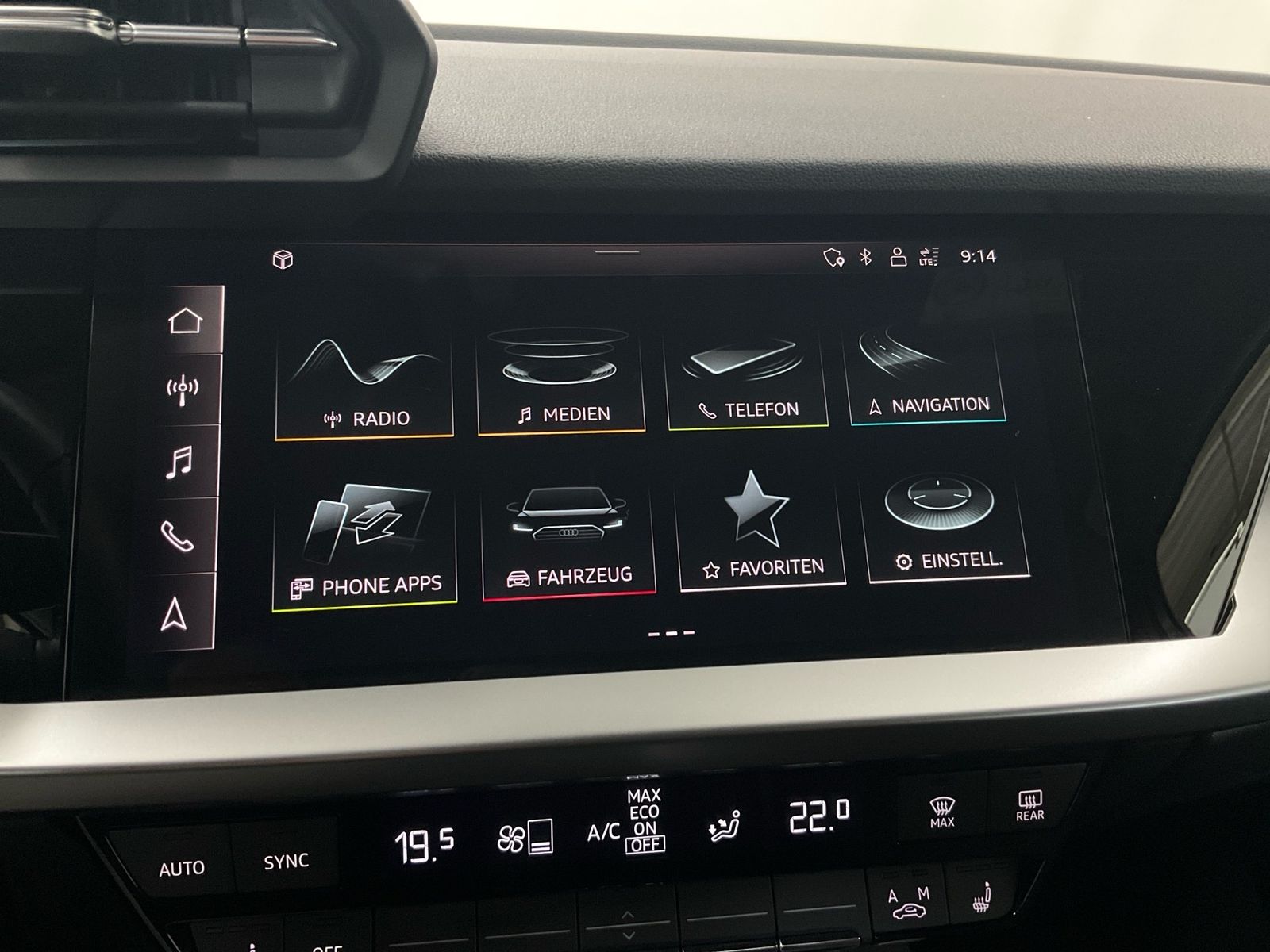 Audi A3 Sportback 30TFSI - Samsaru's Car Outlet