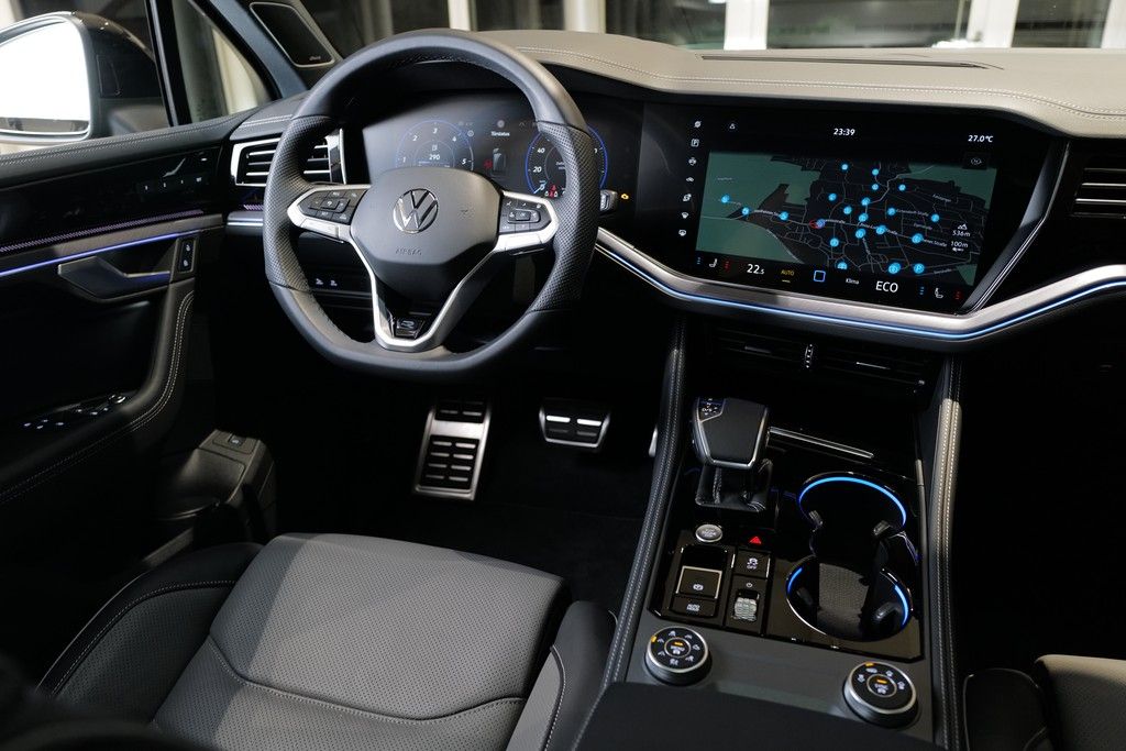 Volkswagen Touareg 3.0TDI R-Line Nachtsicht Dynaudio StdHz