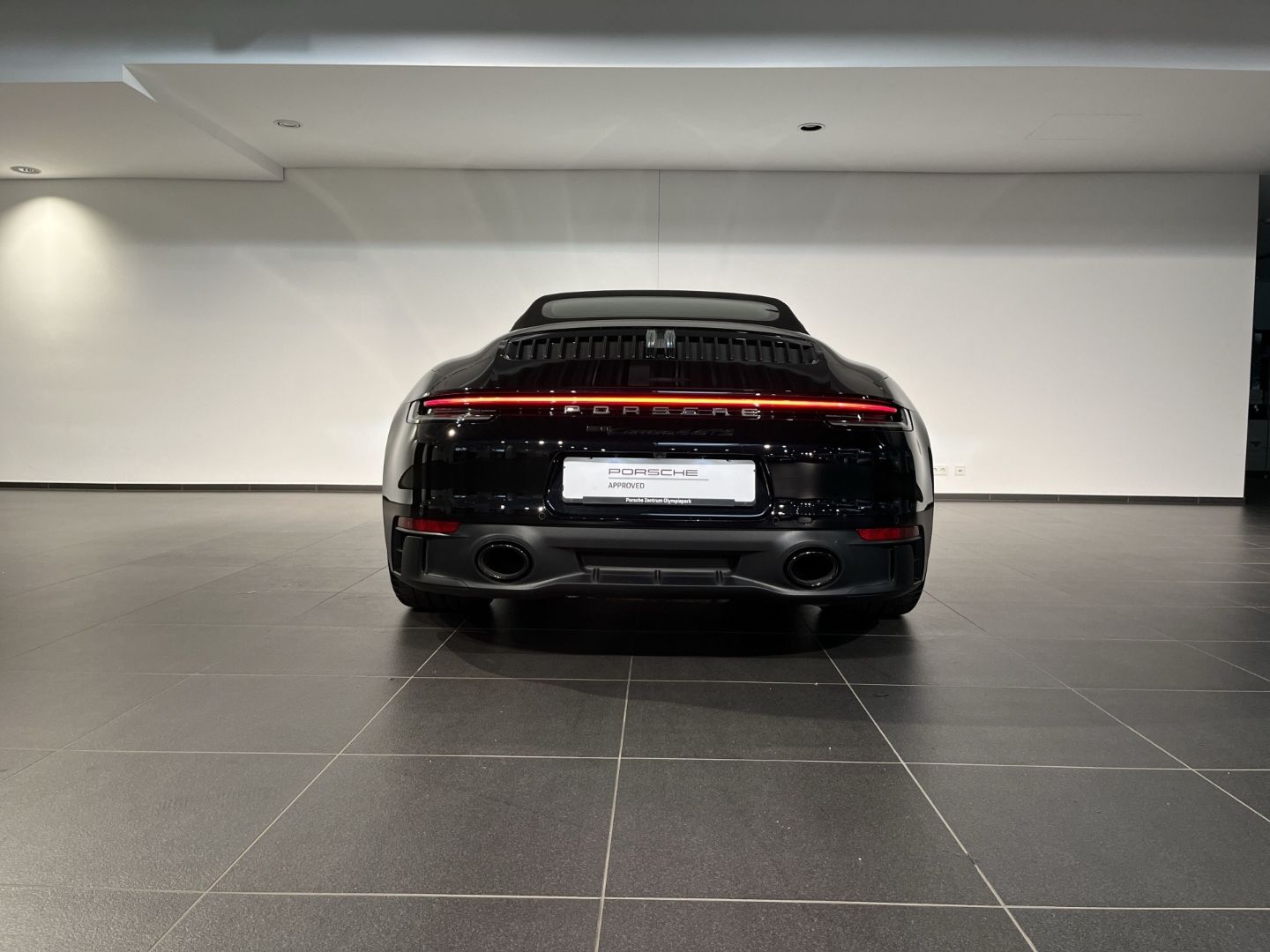 Porsche 992 911 Carrera 4 GTS Cabrio BOSE Surround View