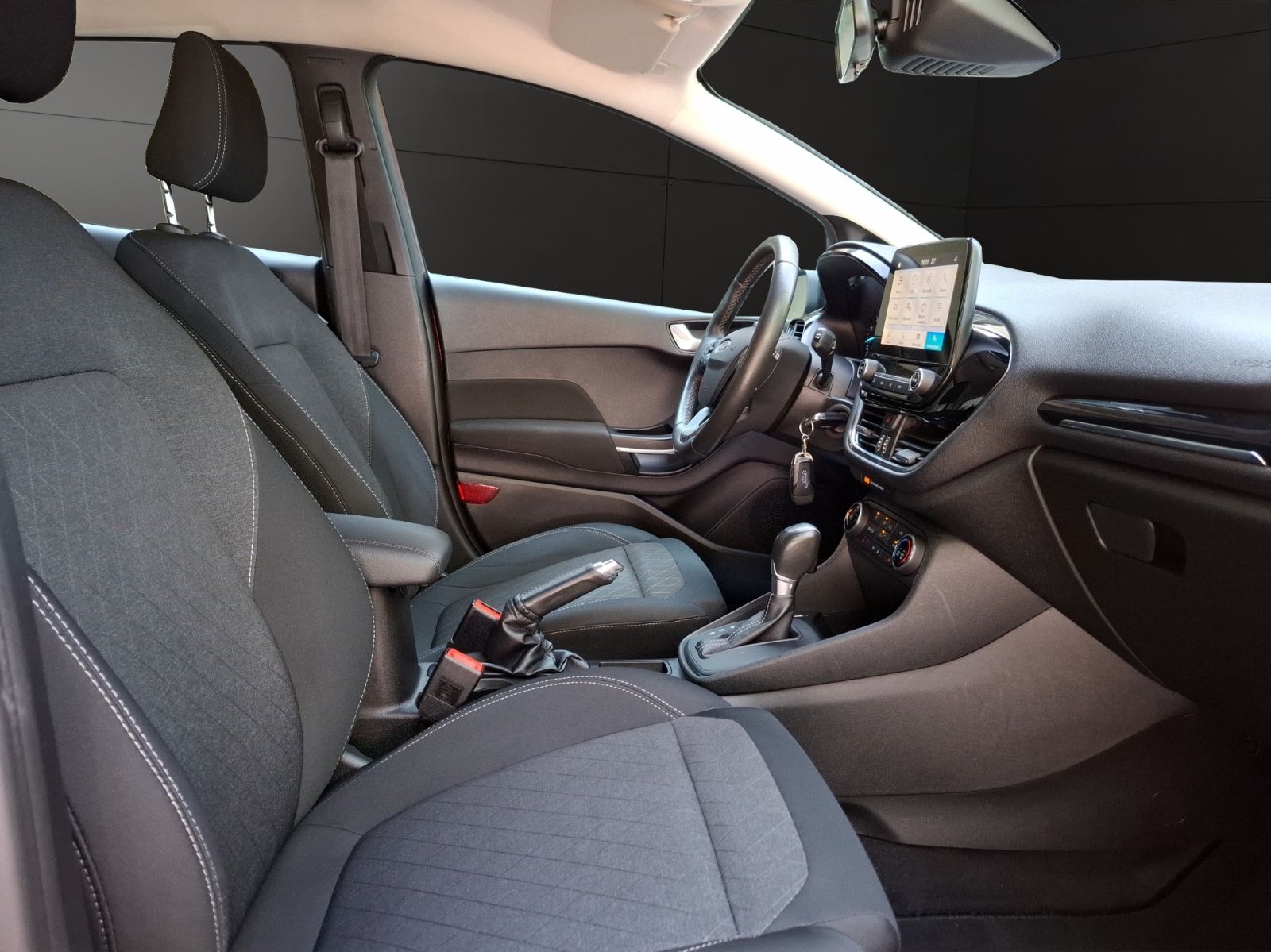 Ford Fiesta Automatik - Samsaru's Car Outlet