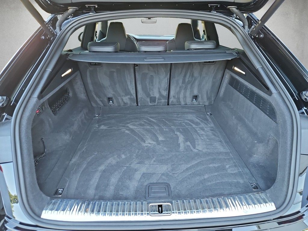 Audi Q8 55 TFSI quattro tiptronic *S line*Pano*AHK*