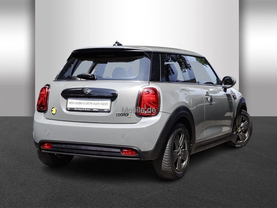 MINI COOPER SE Cooper SE Essential - Samsaru's Car Outlet