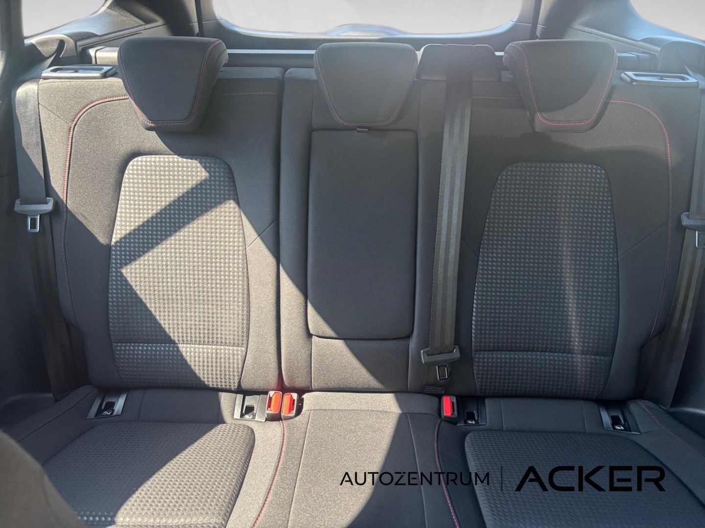 Ford Focus Turnier ST-Line 1.5 EcoBoost 8AT. ACC/AHK