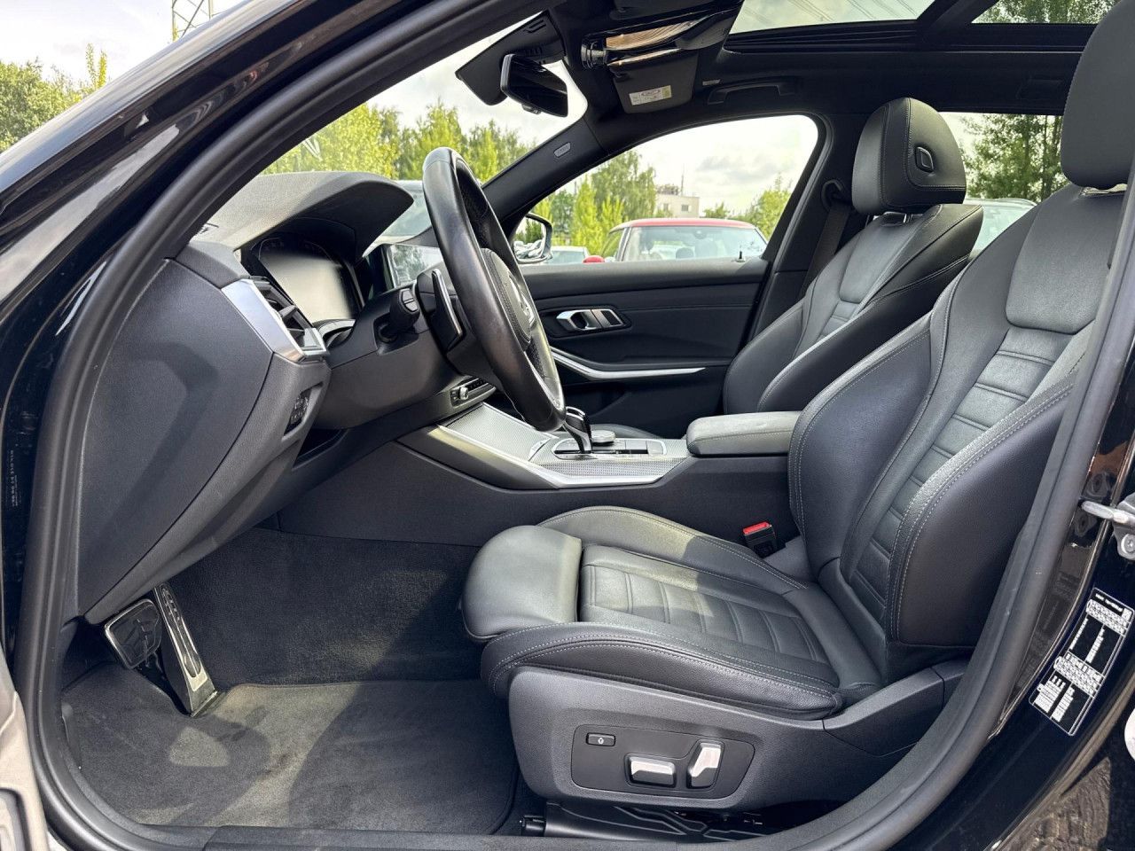 BMW 320iA T M SPORT - Samsaru's Car Outlet