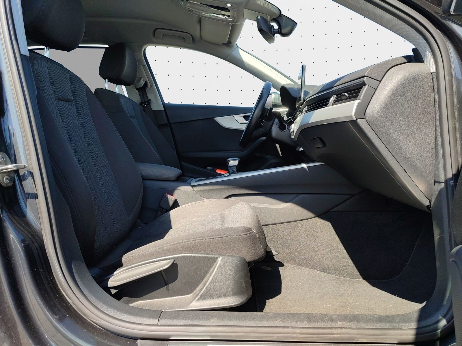 Audi A4 Avant 35 TDI - Samsaru's Car Outlet