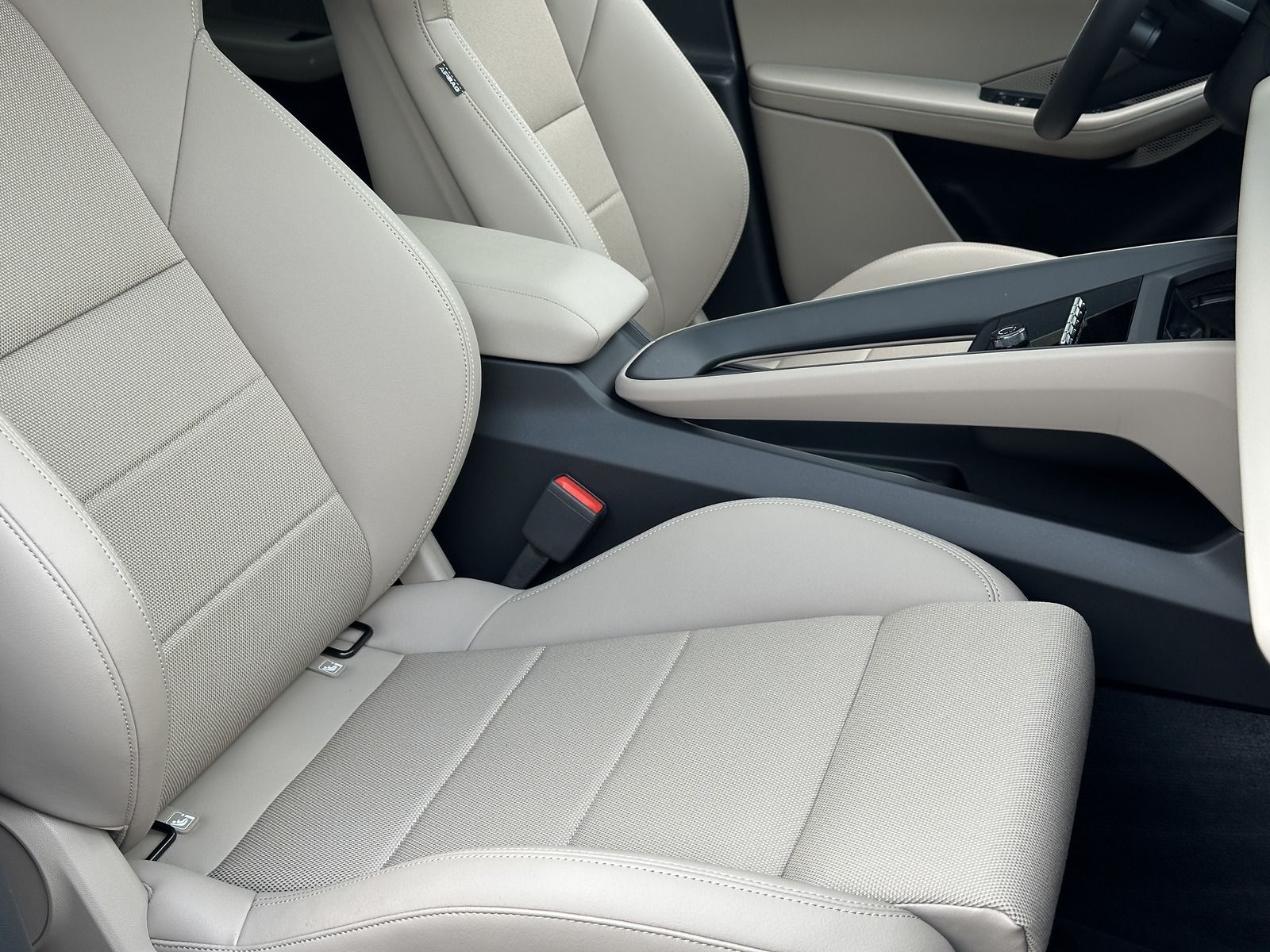 Porsche Macan 4 INNODRIVE - Samsaru's Car Outlet