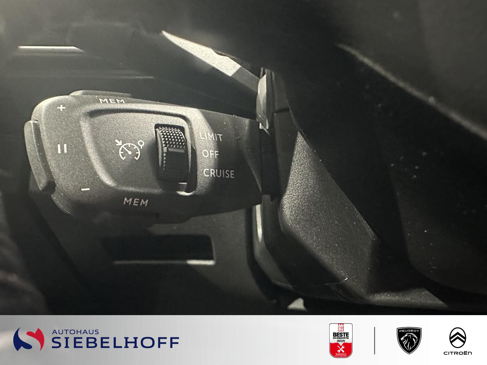 Peugeot 3008 Allure Hybrid 225 e-EAT8