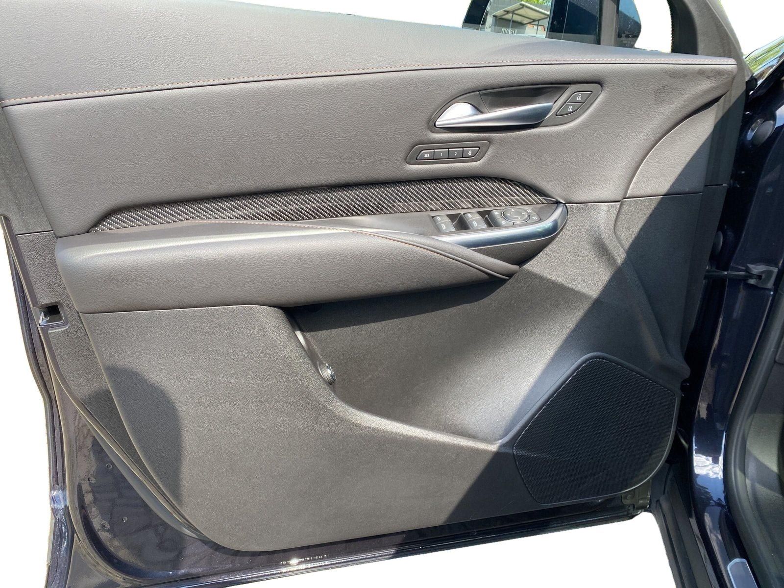 Cadillac XT4 2.0 T Sport AWD AHK+360 Kamera+Panorama