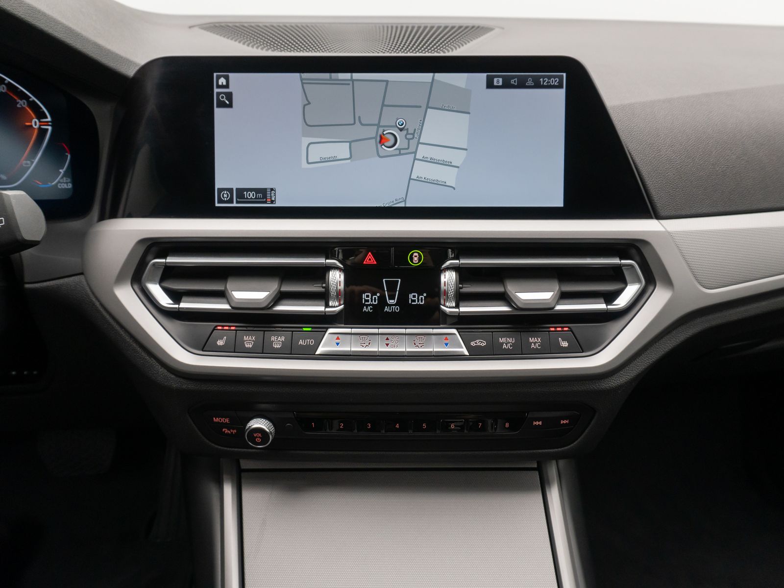 BMW 320d Advantage - Samsaru's Car Outlet