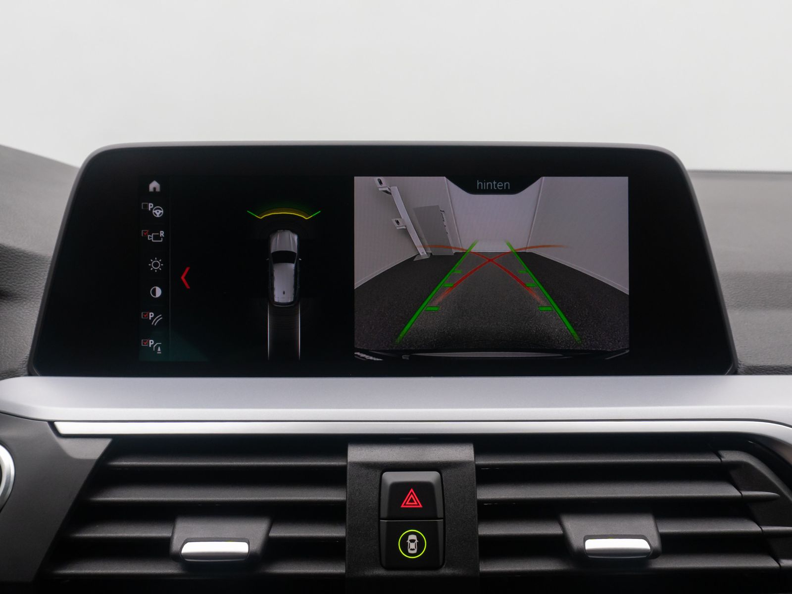 BMW X3 xD30e Kamera HUD DAB Komfort Sport LED 18Zoll