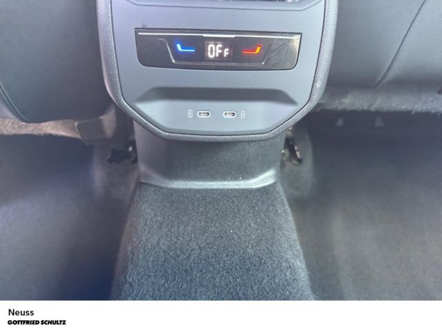 Seat Leon Sportstourer FR TDI DSG AHK NAVI SITZHEIZUN
