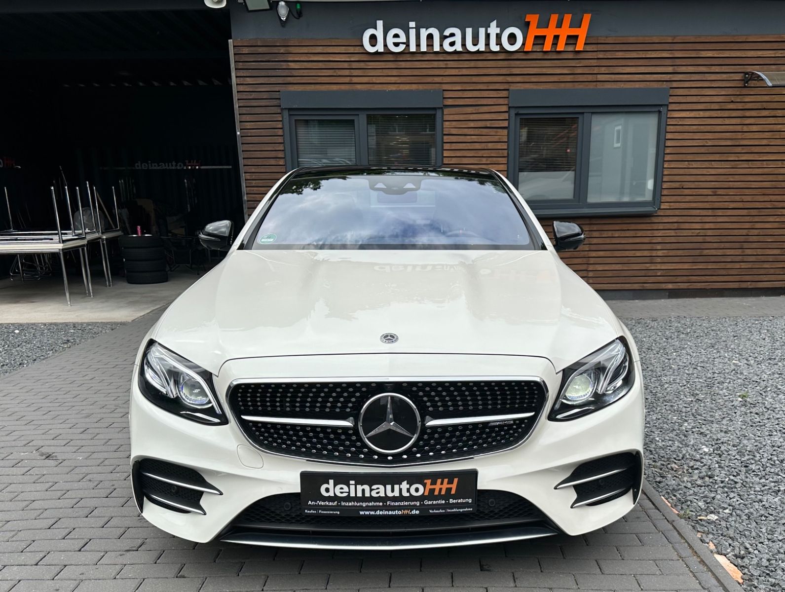 Mercedes-Benz E 53 AMG 4Matic+ - Samsaru's Car Outlet