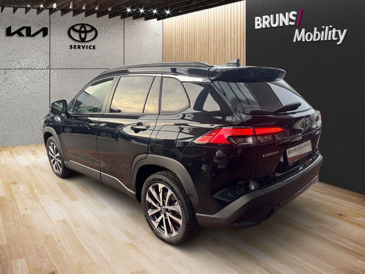 Toyota Corolla Cross 2.0 Hybrid Team D + Premium-Paket