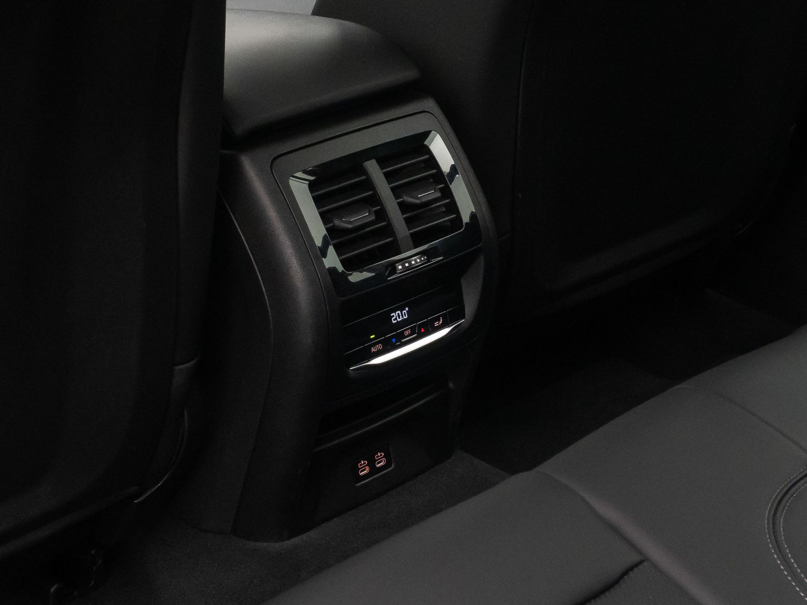 BMW X3 xD30e DriveAss DAB Kamera HiFi WLAN Sportsitz