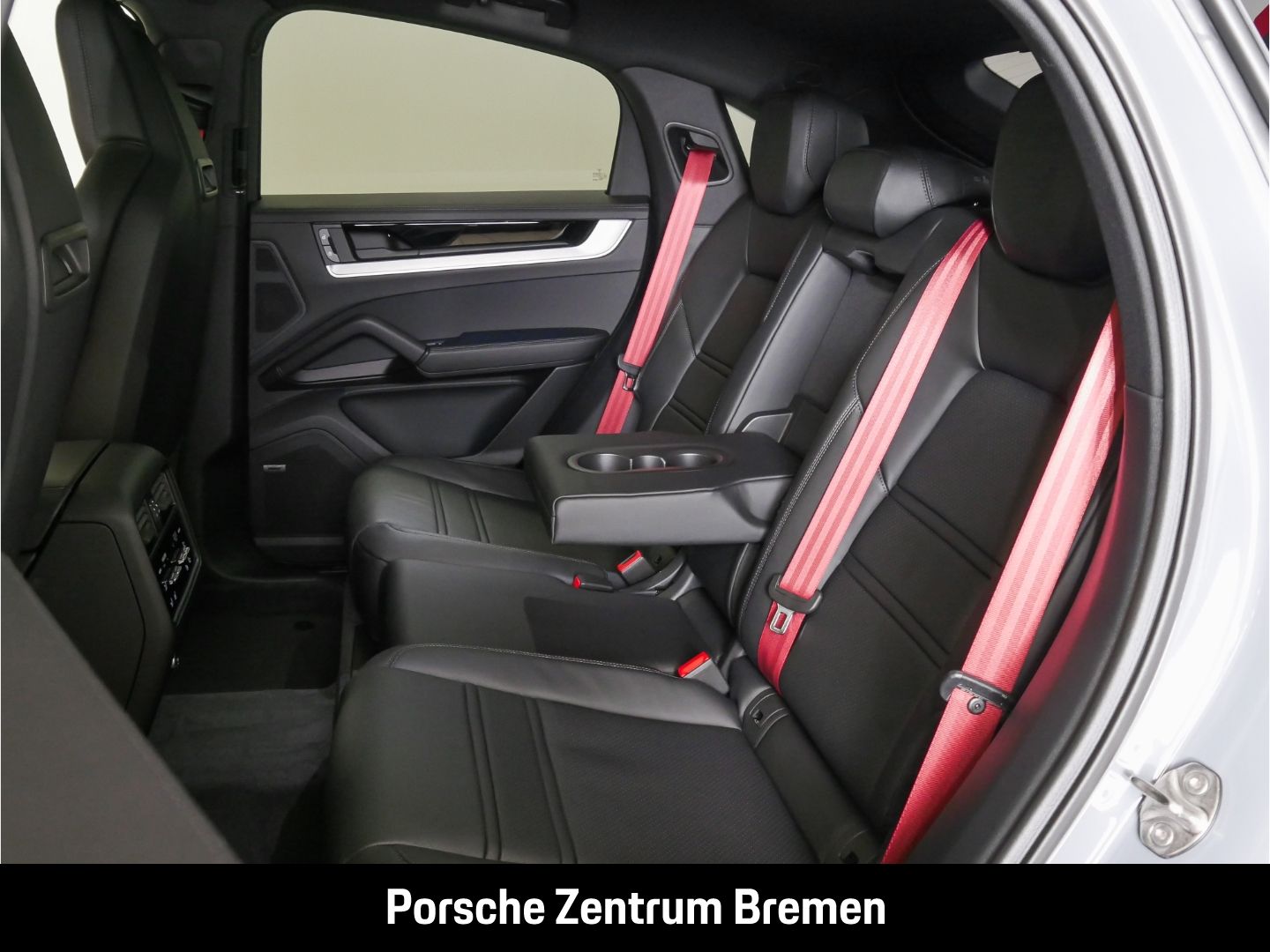 Porsche Cayenne S E-Hybrid Coupe AHK Sportabagas Head-up