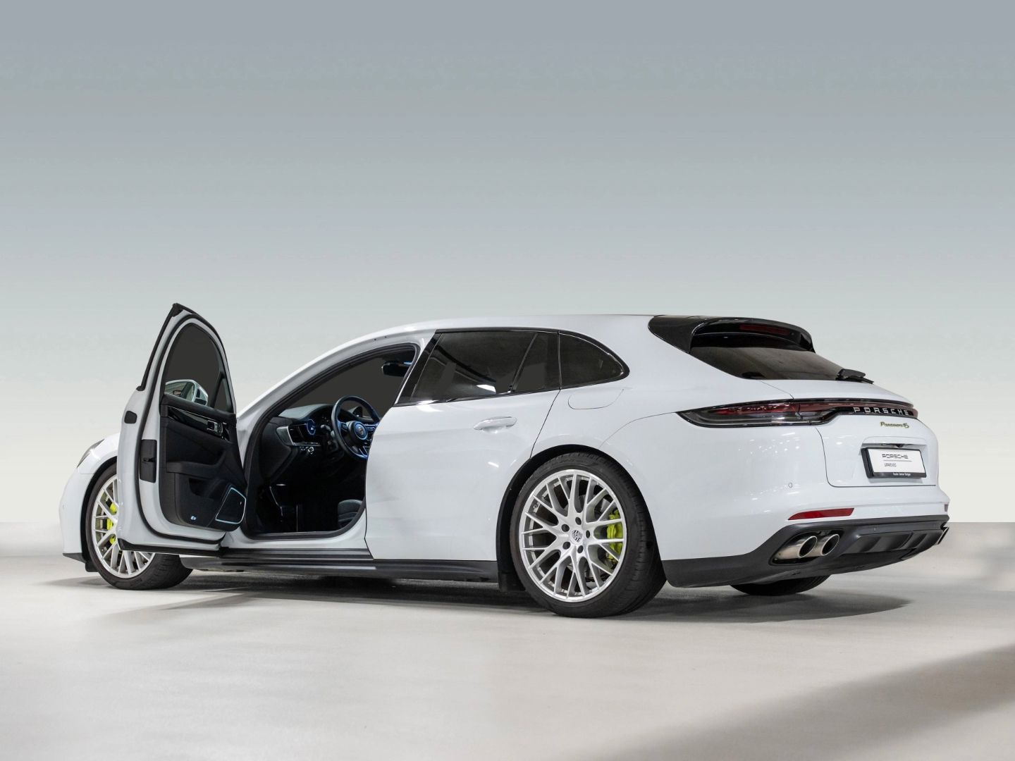 Porsche Panamera 4S E-Hybrid Sport Turismo HeadUp BOSE