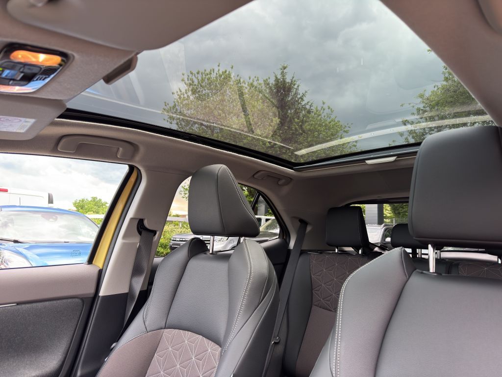 Toyota Yaris Cross Hybrid 1.5 VVT-i AWD-i Elegant *GJR*