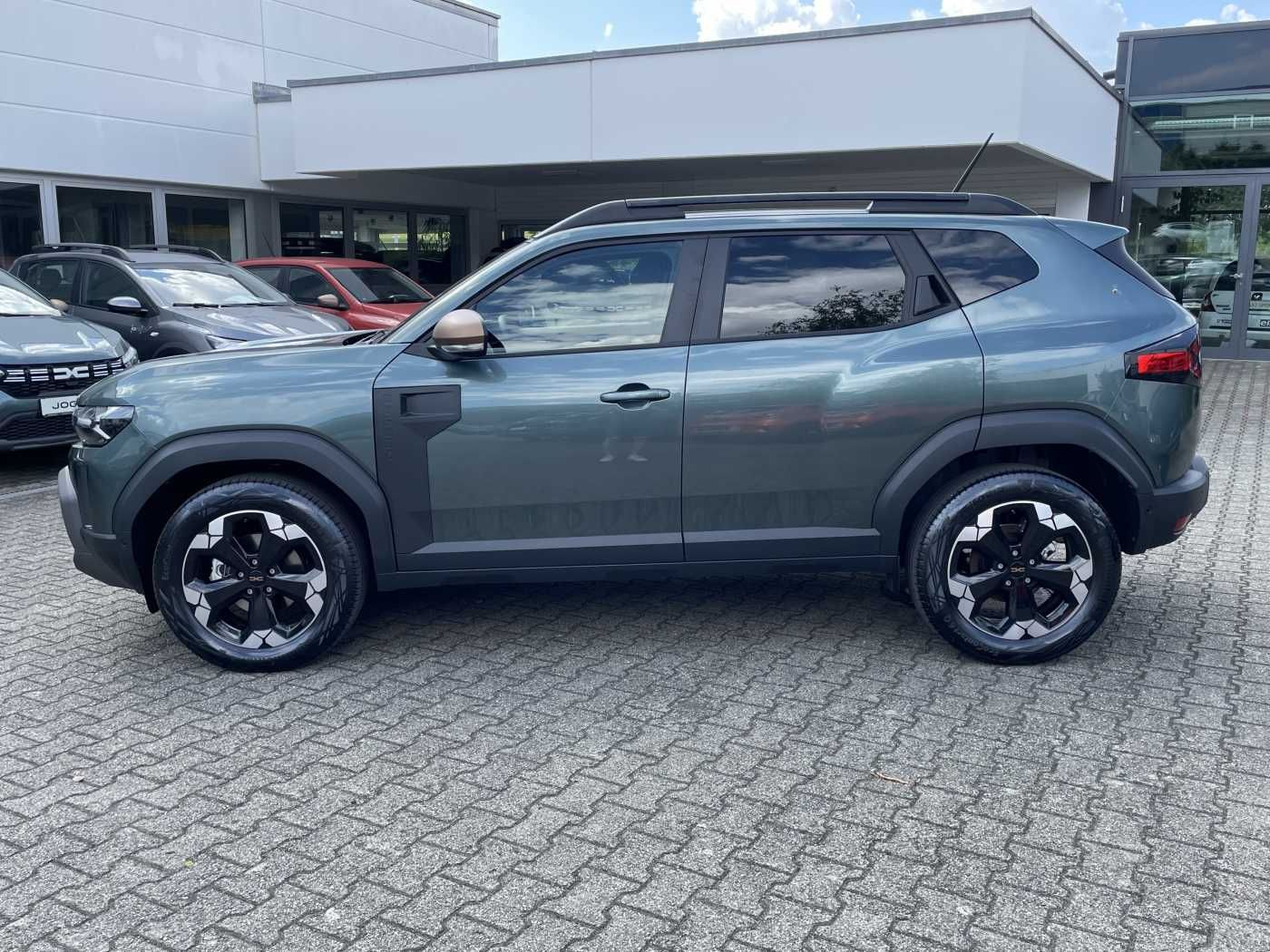 Dacia Duster Hybrid 140 Extreme - Samsaru's Car Outlet