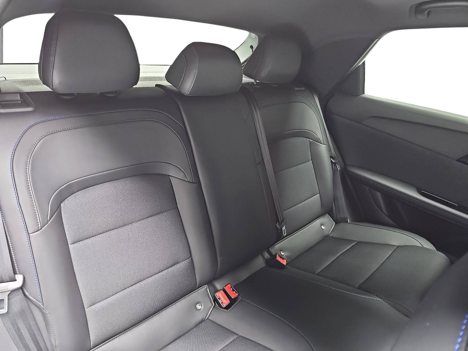 MG4 Luxury MY24 64 kWh ACC/360°/SHZ/LED/u.v.m.