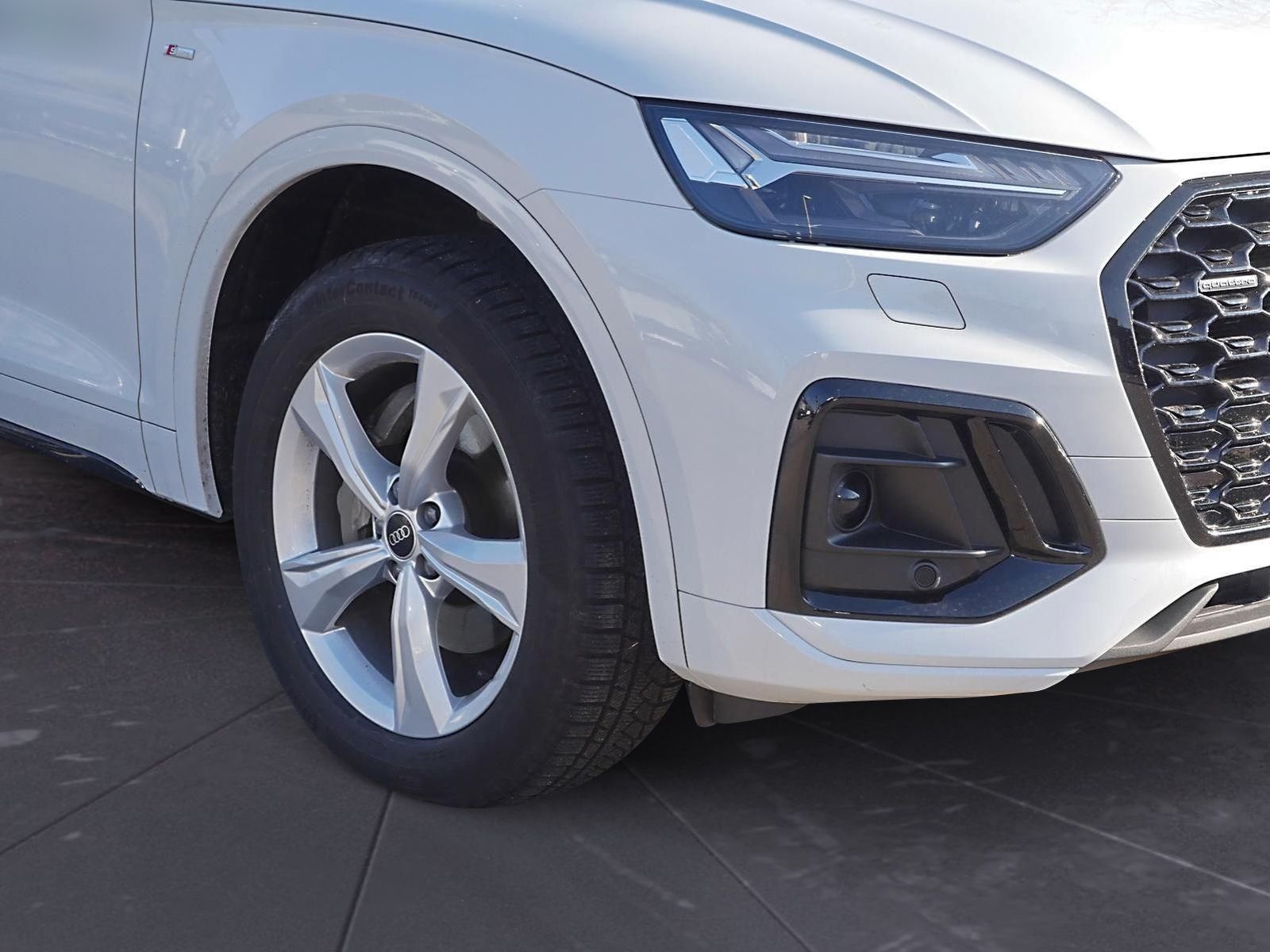 Audi Q5 Sportback 40 TDI quattro S line - Samsaru's Car Outlet
