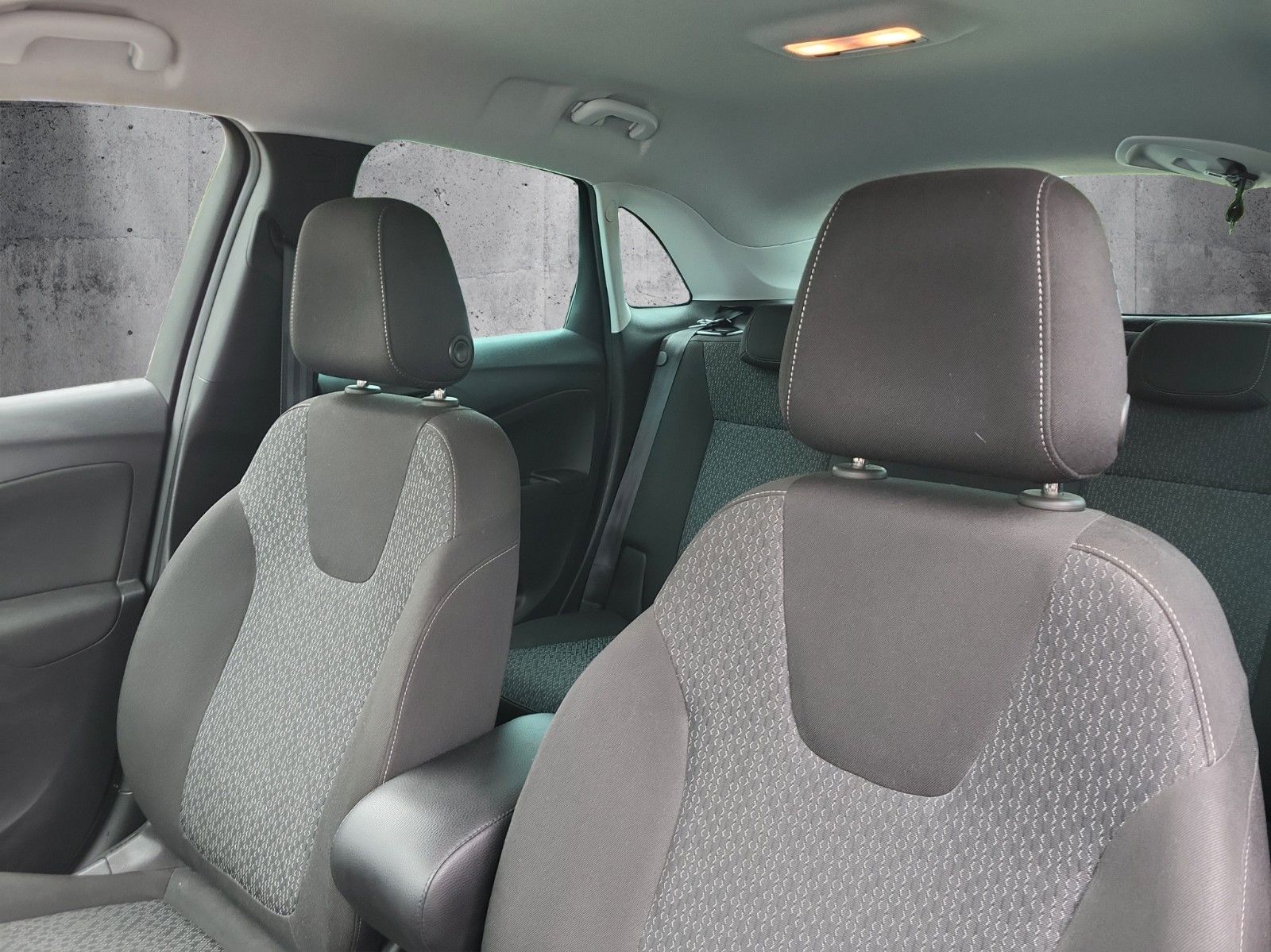 Opel Crossland X Edition - Samsaru's Car Outlet