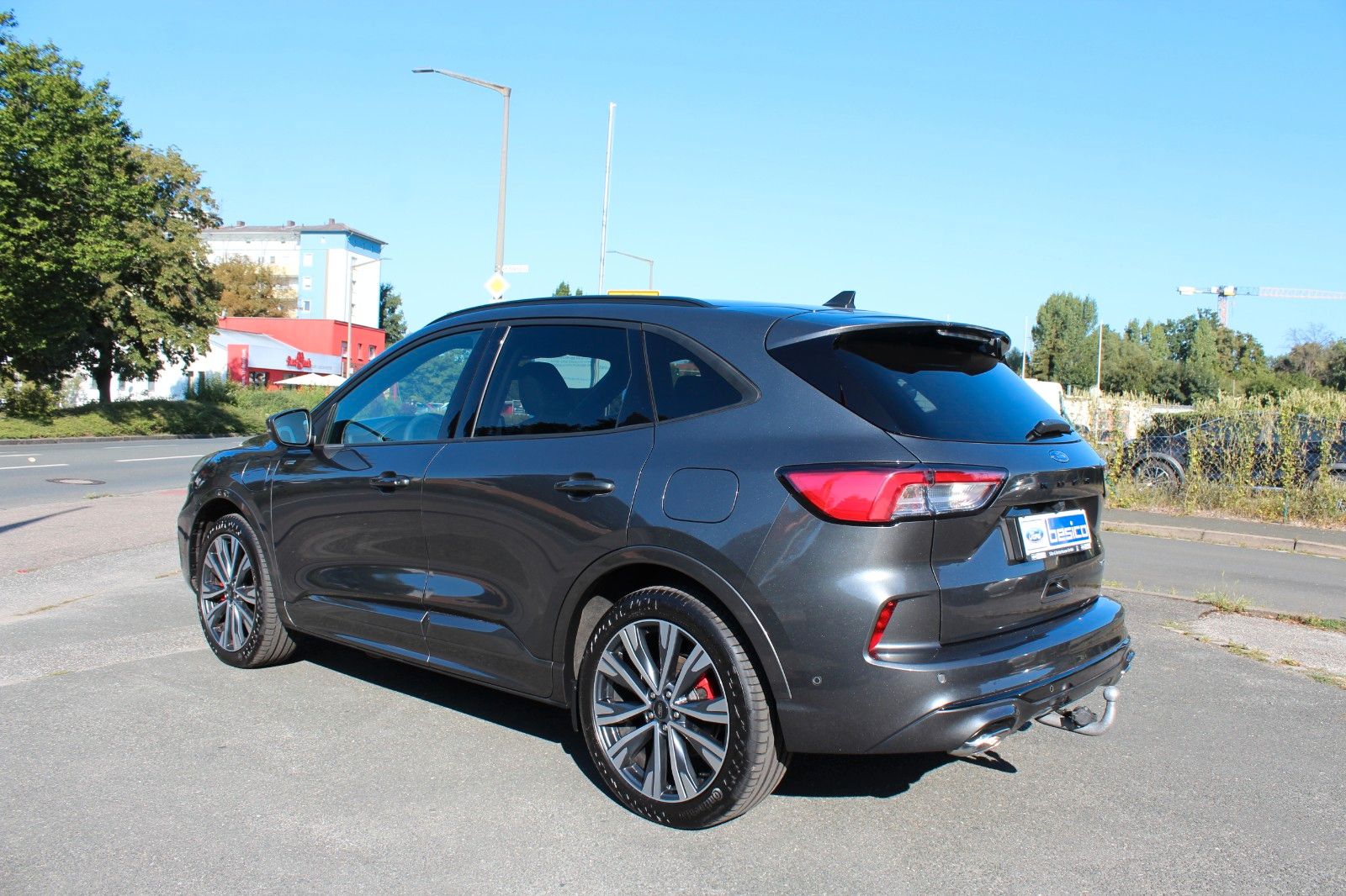 Ford Kuga ST-Line X Plug-In Hybrid - Samsaru's Car Outlet