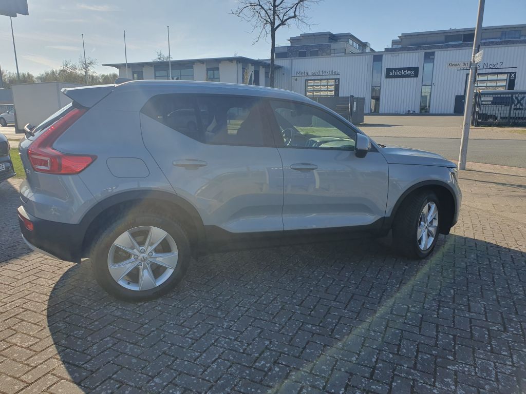 Volvo XC40 B4 B DKG Core