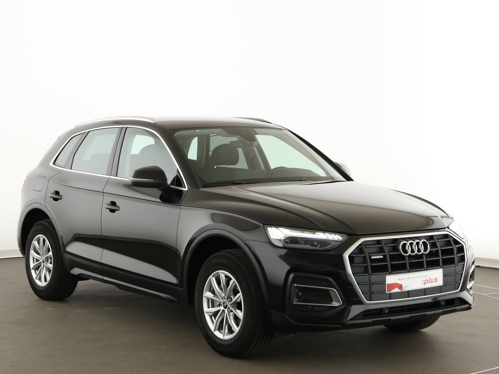 Audi Q5 40 TDI quattro S tronic - Samsaru's Car Outlet